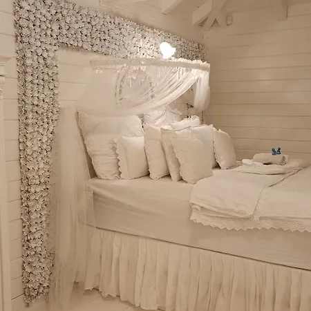 Susarna Romantik *